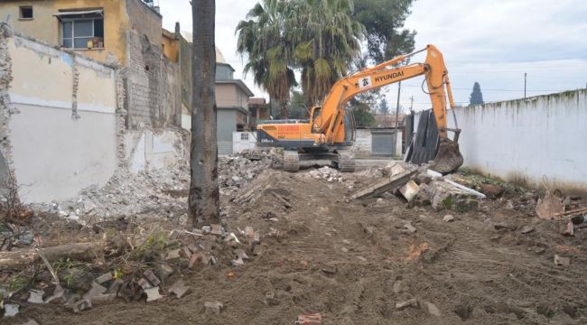 Başkan Aydar kreş için kendi evini yıktırdı 