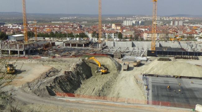 Kütahya Şehir Hastanesi inşaatı hızla devam ediyor 